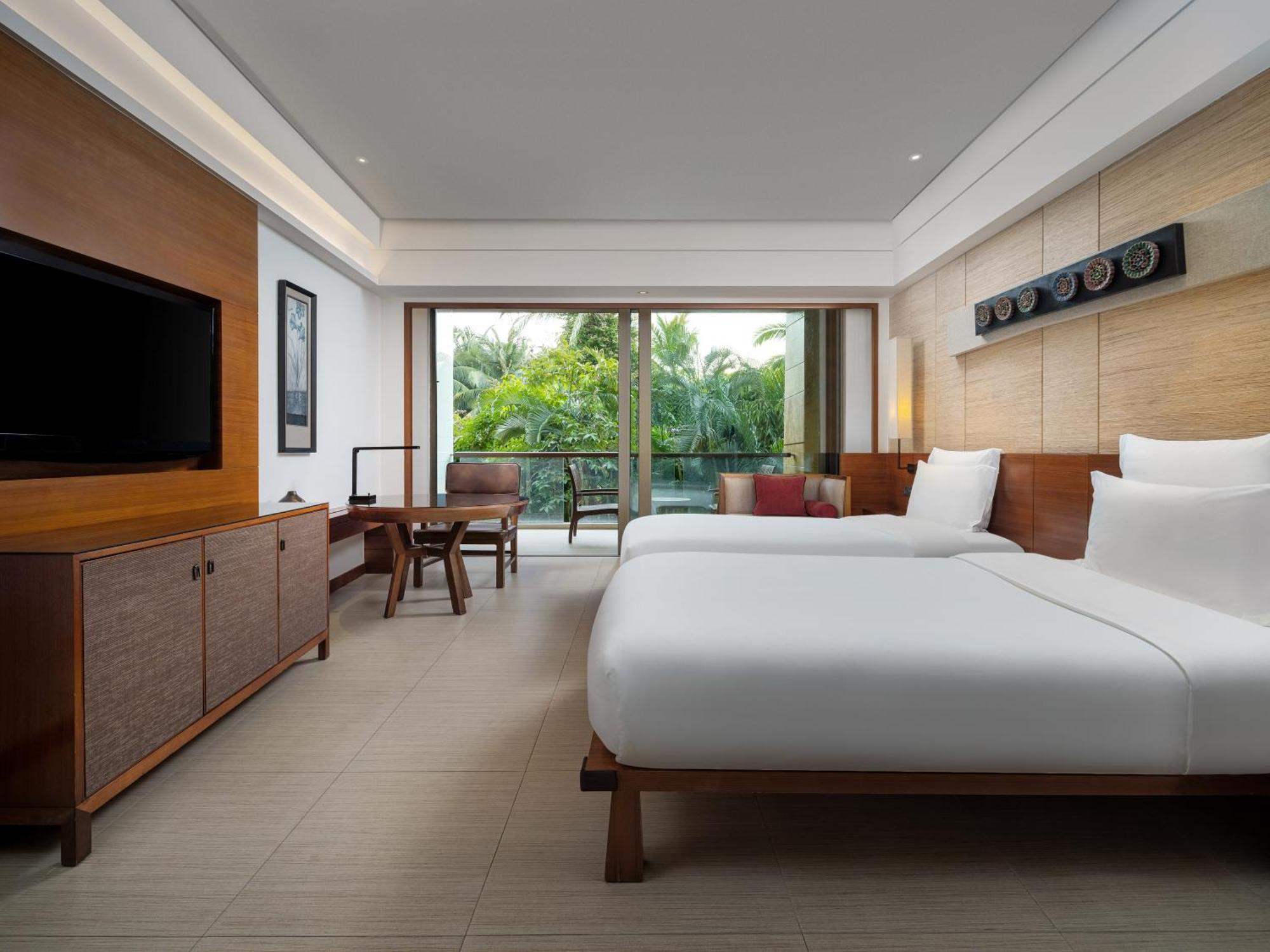 Pullman Oceanview Sanya Bay Resort & Spa Esterno foto